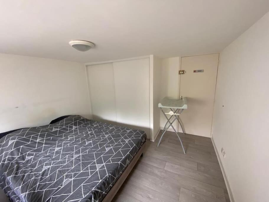 Appartement Avec Garage Et Terrasse Bourges Extérieur photo